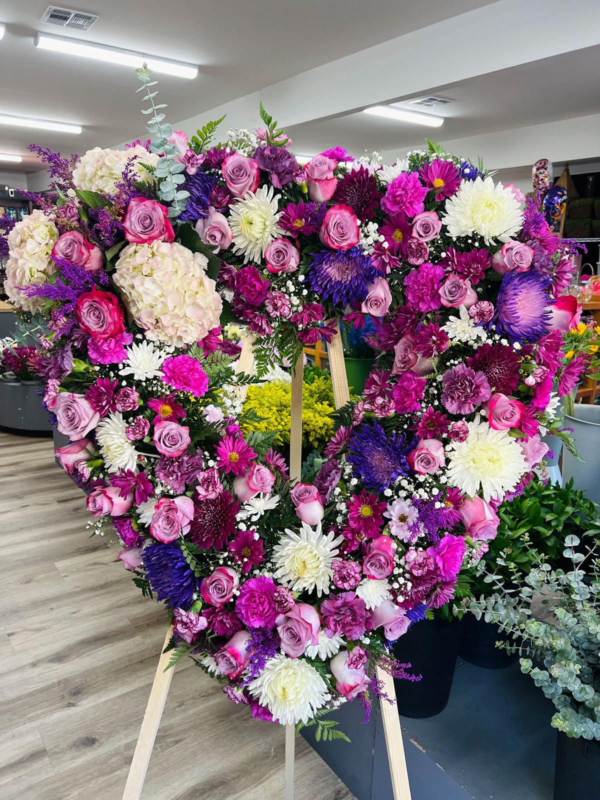 Unforgettable Heart Shape - Vivian's Flower Market