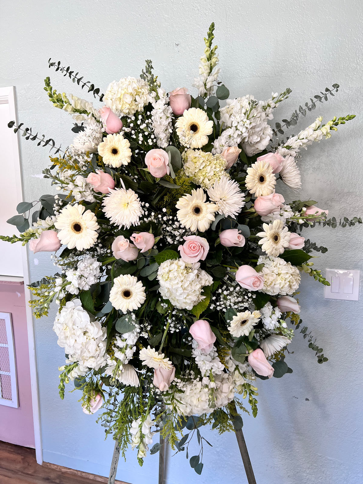 Loved Ones - Vivian's Flower Market