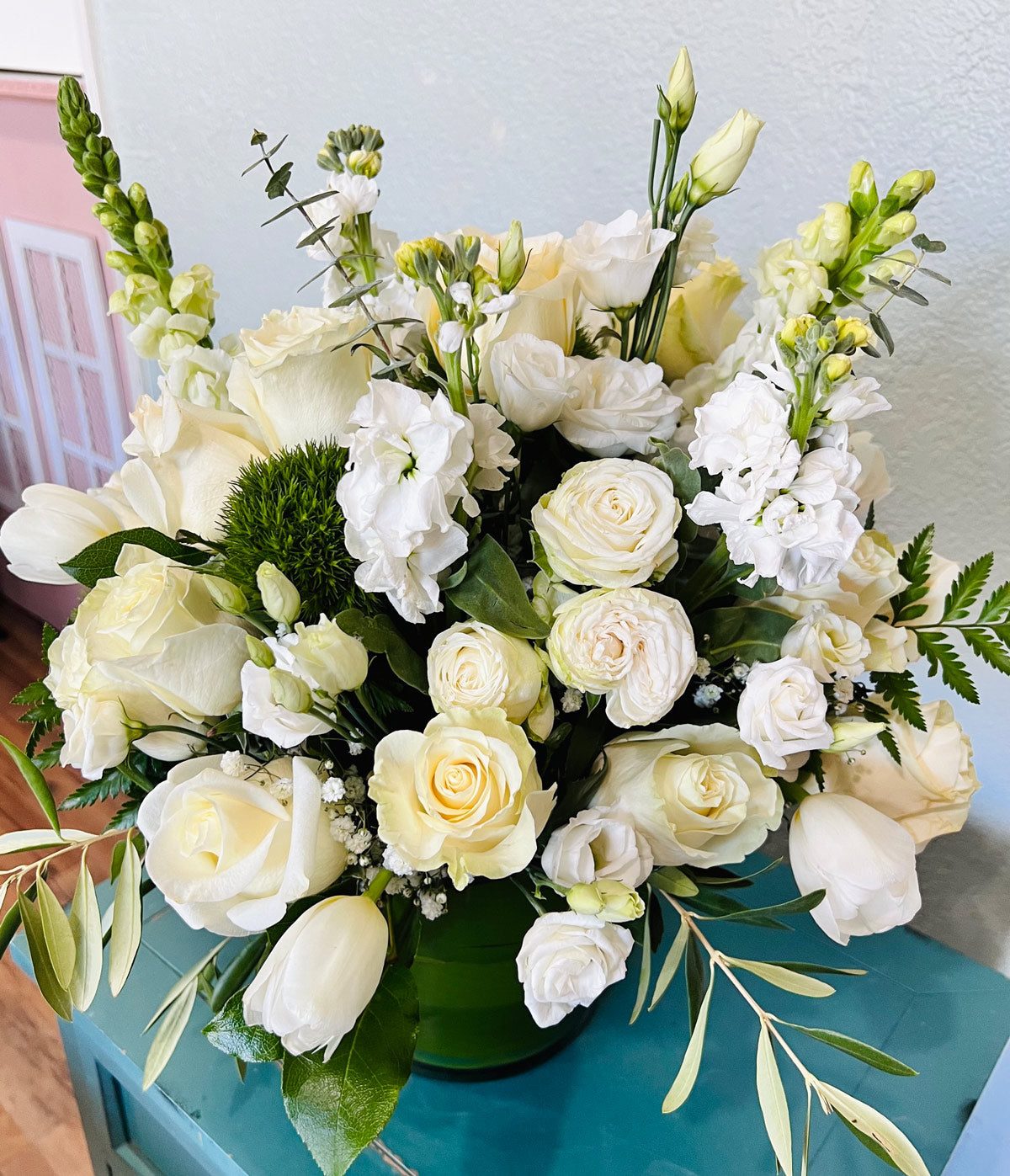 Serenity - Vivian's Flower Market