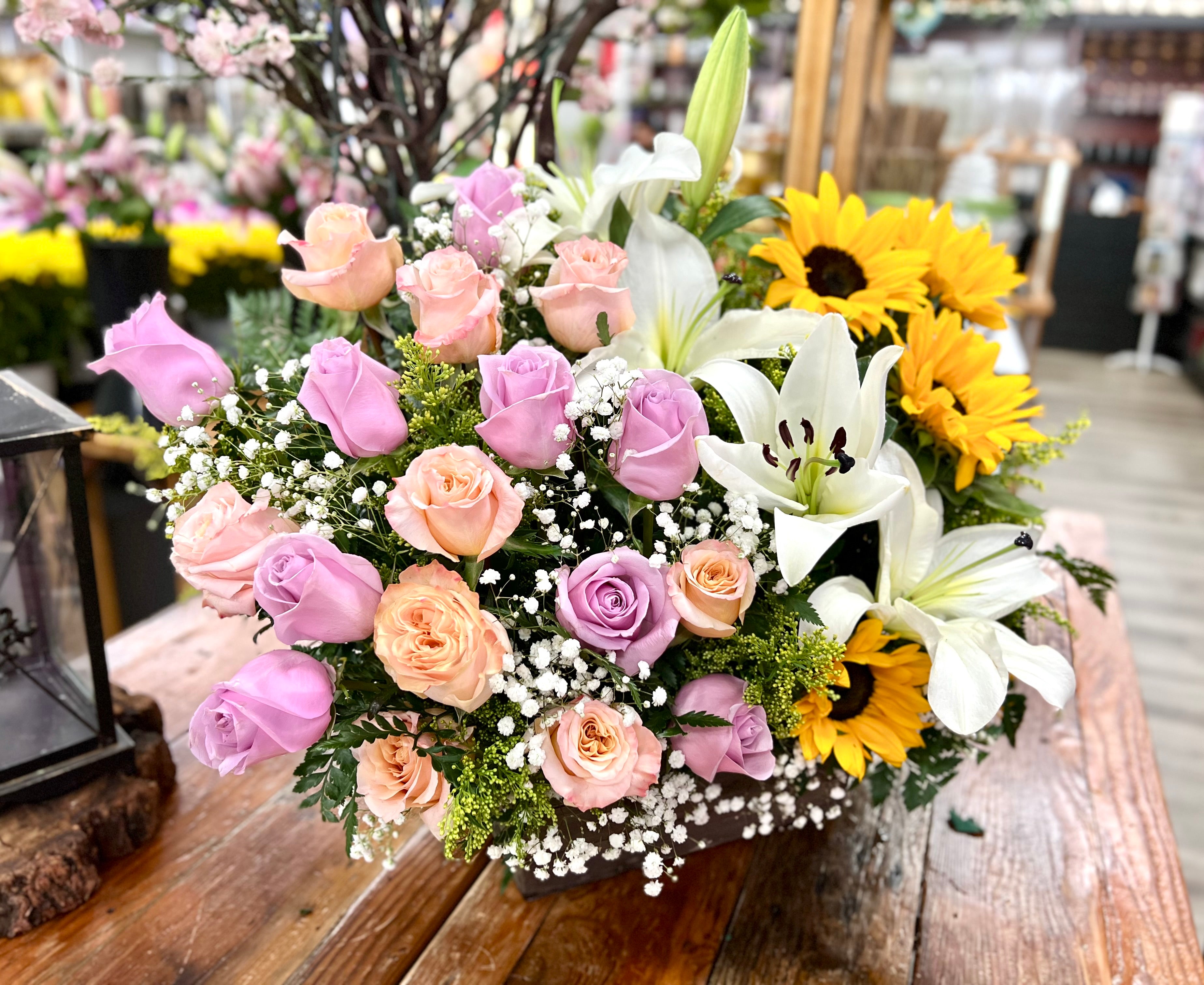 Gone Country Roses Country Rose – Vivian's Flower Market